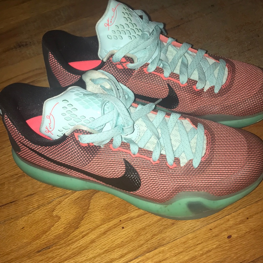 KOBE 10 EASTER